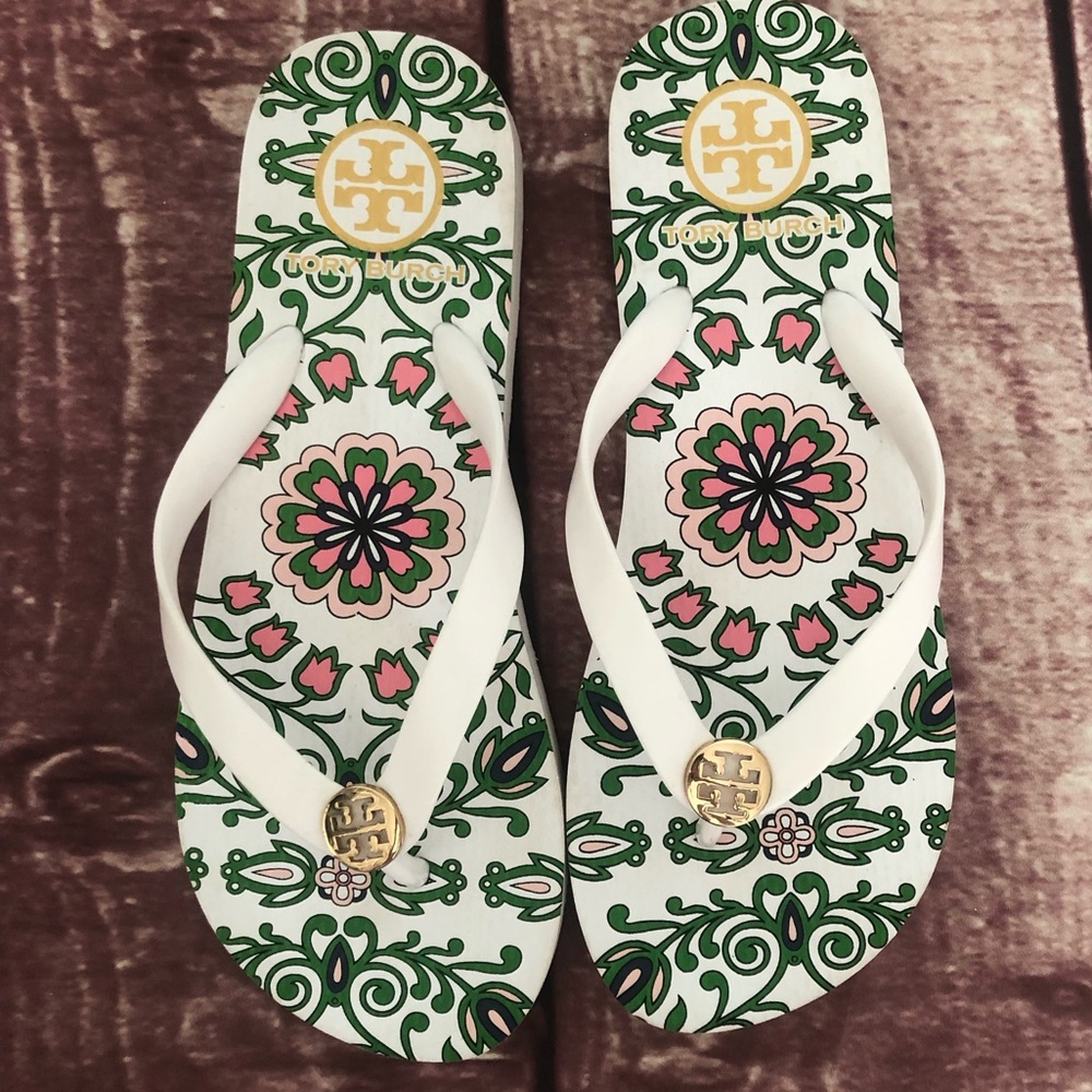 Tory Burch Printed Thin flip-flop sz 7